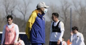 Polémica en Copa Libertadores: Paraguay autoriza llegada de jugadores de Boca con COVID-19 positivo