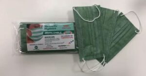 Presentan mascarilla que cambia de color al detectar la fiebre