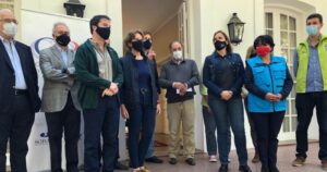 Gobierno, alcaldes y CPC sugieren horarios diferidos de ingreso y flexibilidad para retomar el trabajo presencial