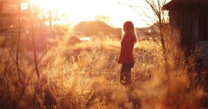 Deficiencia de vitamina D aumenta riesgo de contagio de COVID-19