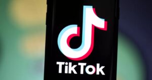 Oracle se adelanta a Microsoft en la carrera por comprar TikTok