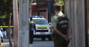 Femicidio frustrado en Recoleta: hombre ataca con 10 puñaladas a su pareja