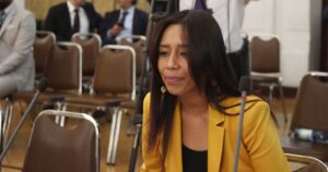 Corte de Santiago acoge desafuero de Aracely Leuquén por escándalo en bar