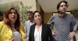 Salida de Rozas y refundación de Carabineros: las peticiones del FA tras caída de joven al río Mapocho