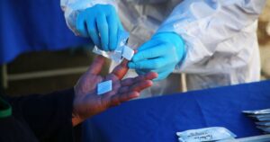 Inmunidad del COVID-19 decaería rápidamente en los asintomáticos