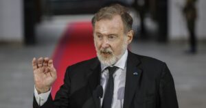 Embajador argentino en Chile está aislado con coronavirus