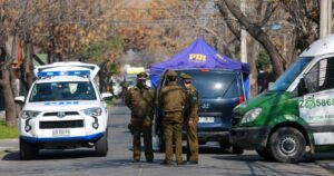 Mujer murió tras ser víctima de violento portonazo en Peñalolén