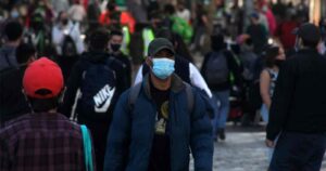 Más de 10 mil médicos y científicos firman petición para terminar con los confinamientos por el COVID-19