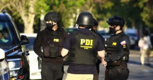 PDI investiga balacera que dejó dos heridos y un muerto en La Florida