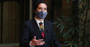 Briones por caída del Imacec: 