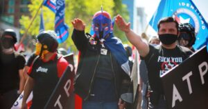 ¿Trump y Hitler?: las postales que dejó la marcha por el Rechazo