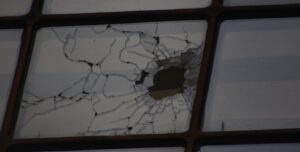 Democracia Cristiana rechaza disparos contra oficina de alcaldesa de La Pintana