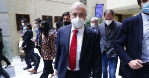 Tribunal confirma procedimiento de entrega de correos y rechaza pedido de defensa de Mañalich