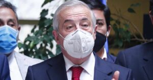 Corte Suprema ordena entrega acotada de correos de Jaime Mañalich y el Minsal