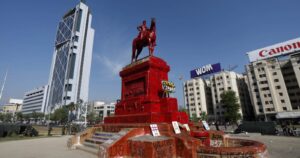 Gobierno y traslado de estatua de Baquedano: 