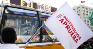 Plebiscito: comandos del Apruebo y Rechazo realizan cierres de campaña