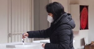 Plebiscito 2020: comienza el cierre de mesas y el conteo de votos