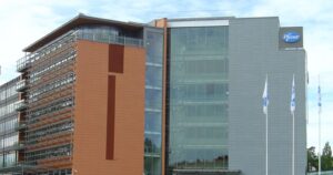 Pfizer pedirá autorización de emergencia para usar su vacuna contra el COVID-19 en noviembre