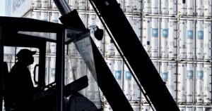 China encuentra una muestra viva de coronavirus en el envase de un producto congelado