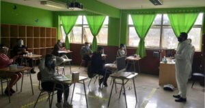 La trastienda y posiciones divididas que marcaron la reapertura de los colegios en Pirque