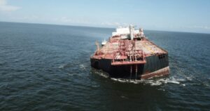 Buque venezolano se hunde en el Caribe con más de un millón de barriles de petróleo
