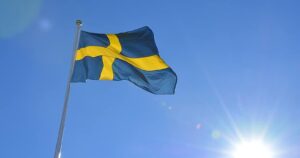Suecia evalúa cambiar de estrategia contra el COVID-19 y aplicar más restricciones