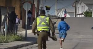 VIDEO - Joven arrancó para no ser designado como vocal de mesa en Monte Patria