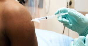 Advierten que la vacuna contra el COVID-19 podría ser menos efectiva en personas obesas