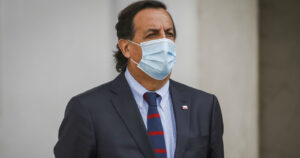 Víctor Pérez defendió a carabinero infiltrado en Lo Hermida tras denuncias de vecinos