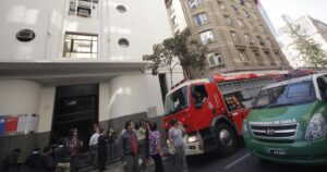 Evacuan edificio del Minsal en centro de Santiago por posible fuga de gas