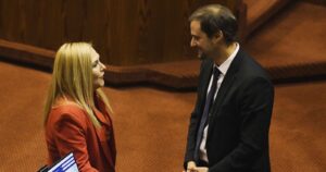 Bellolio pide no escuchar llamado de Jiles sobre acusación constitucional contra Briones: 