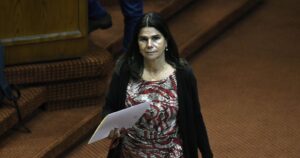 Fiscalía cita a declarar en calidad de imputada a la diputada Ximena Ossandón