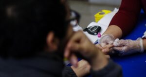 El impacto del COVID-19 en la lucha contra el Sida en Chile: contagios crecen 7%