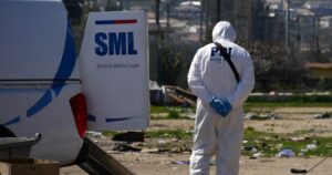 Dos fallecidos y cuatro heridos dejó balacera entre vecinos y delincuentes en Lo Prado