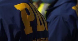 Joven quedó en estado grave tras violento asalto en Santiago