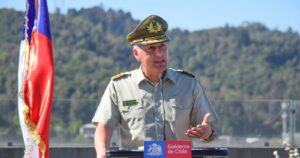 El orden que no llegó: los 22 meses de Mario Rozas al mando de Carabineros
