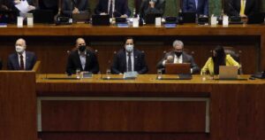 EN VIVO - Diputados votan acusación constitucional contra Víctor Pérez