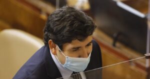 Diputado RN pide al Gobierno ceder y modificar los impuestos al retiro del 10%
