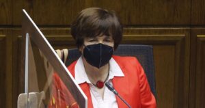 El cruce entre Jaime Quintana y Carmen Hertz por cambio en quórum de 2/3