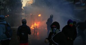 Protestas de este viernes dejaron 74 detenidos por desórdenes