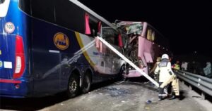 Choque entre cuatro buses dejó más de una decena de heridos en Tarapacá