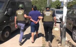 Carabineros detiene a acusado de una serie de homicidios en centro de Santiago