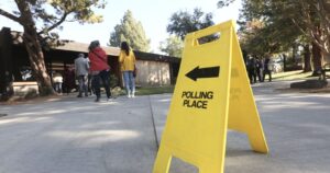 Disputa por los estados claves mantiene la tensión en Estados Unidos