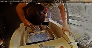 Víctima logró pedir ayuda mediante señas: un detenido por robo con violación en La Granja