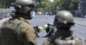 Desperfecto eléctrico motivó amplio operativo del GOPE y Bomberos en cercanías de La Moneda