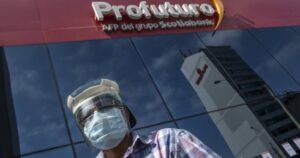 Ex presidente de Perú firmó ley para retiro de fondos de la AFP antes de dejar el cargo