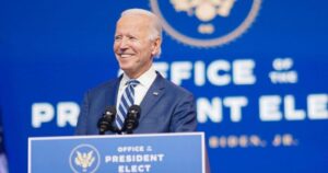 Biden amplió su ventaja en Wisconsin tras recuento pedido por Trump