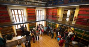 Los conflictos de probidad de las asesorías parlamentarias y cómo podrían ser suplidas por la Biblioteca del Congreso