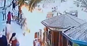 Conflicto por una deuda habría motivado ataque incendiario a kiosko en Melipilla