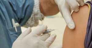 Vacuna contra el coronavirus en España será gratuita y voluntaria